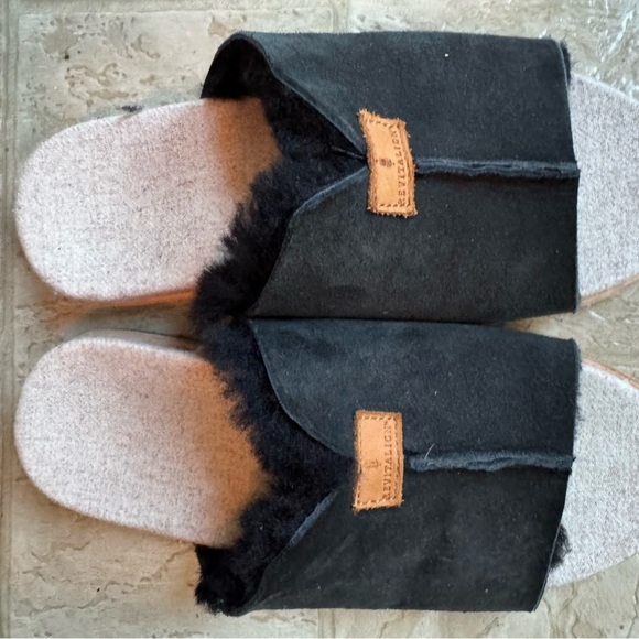 Revitalign Spruce Women's Shearling Slipper nwot - Picture 3 of 4